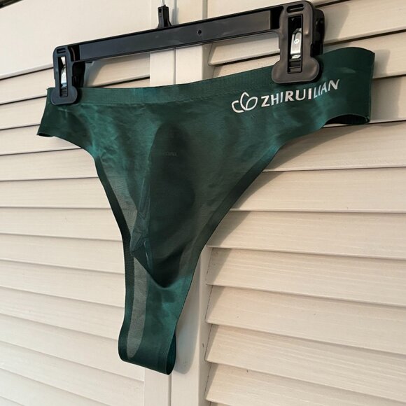 Zhiruilian Sheer Green Thong - Picture 3 of 3
